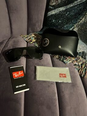 Ray-Ban polarized Sunglasses